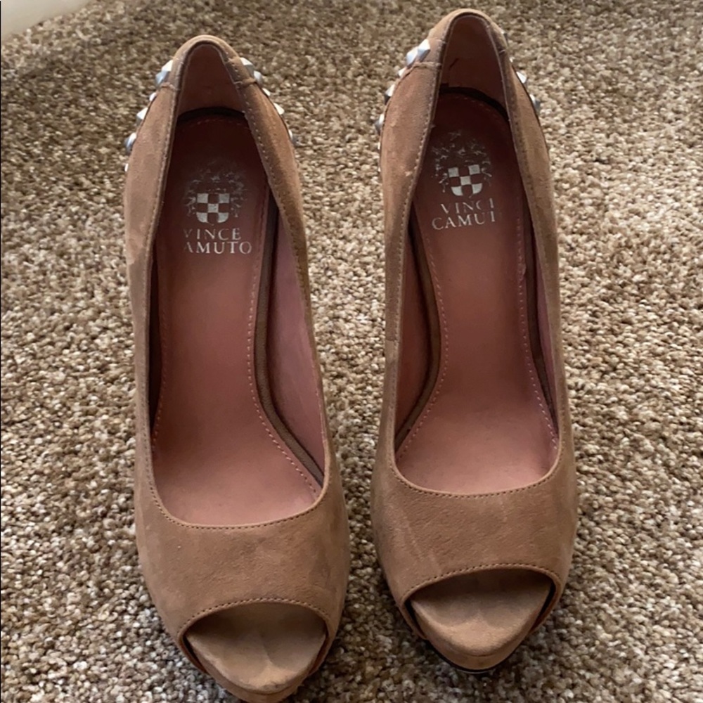 Vince Camuto Pumps
